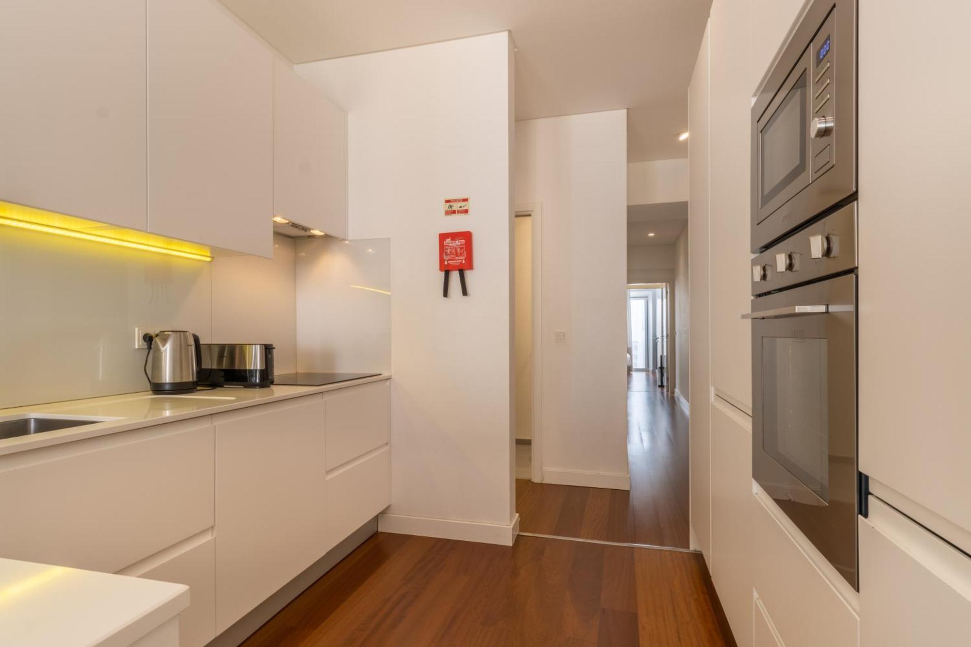 Modern 3Br, Terrace, Ac/Heating & Self Check-In Lisboa Exterior foto