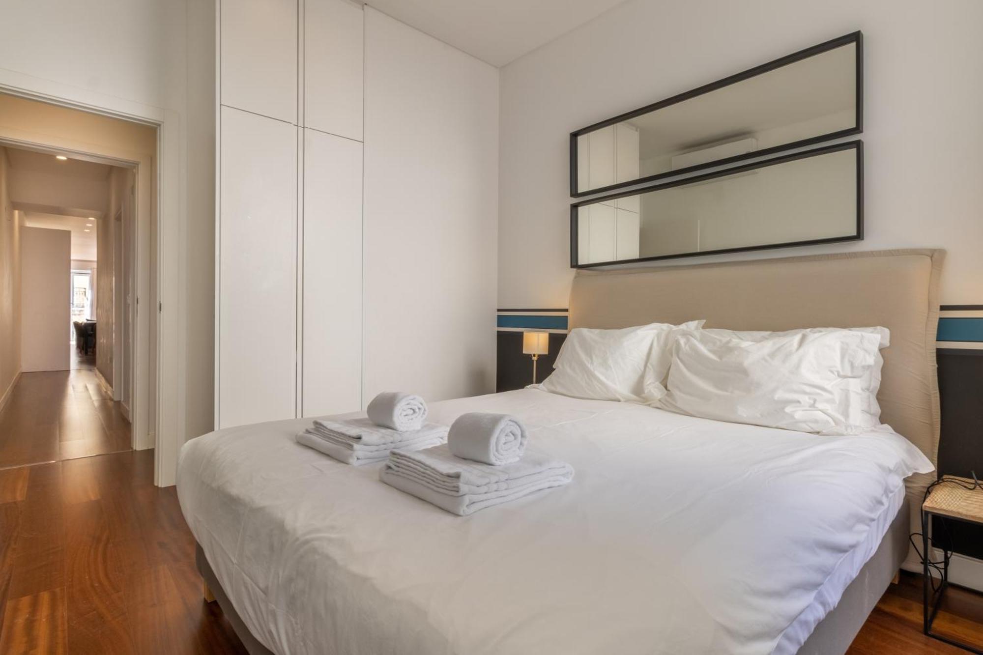 Modern 3Br, Terrace, Ac/Heating & Self Check-In Lisboa Exterior foto