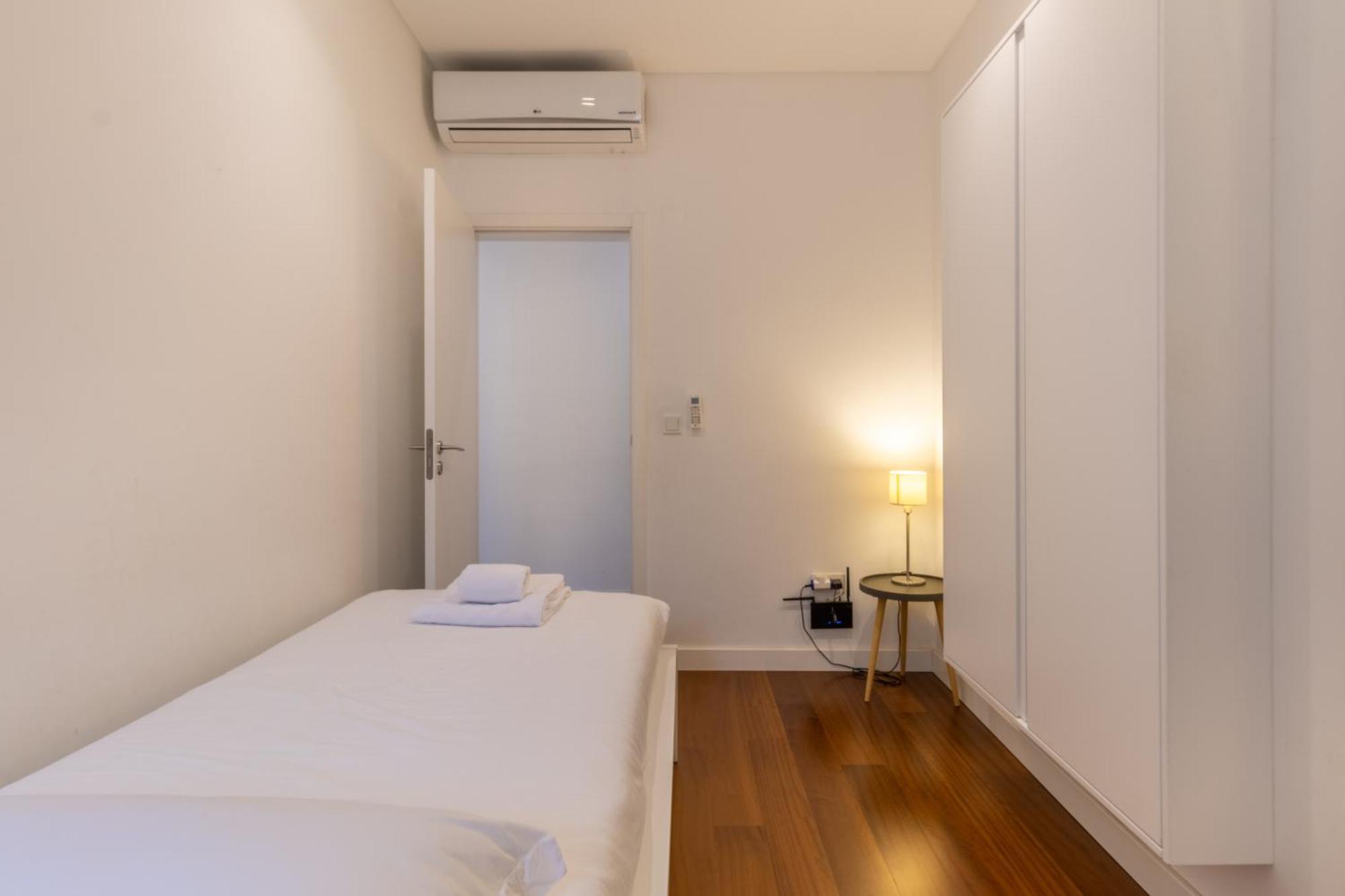 Modern 3Br, Terrace, Ac/Heating & Self Check-In Lisboa Exterior foto