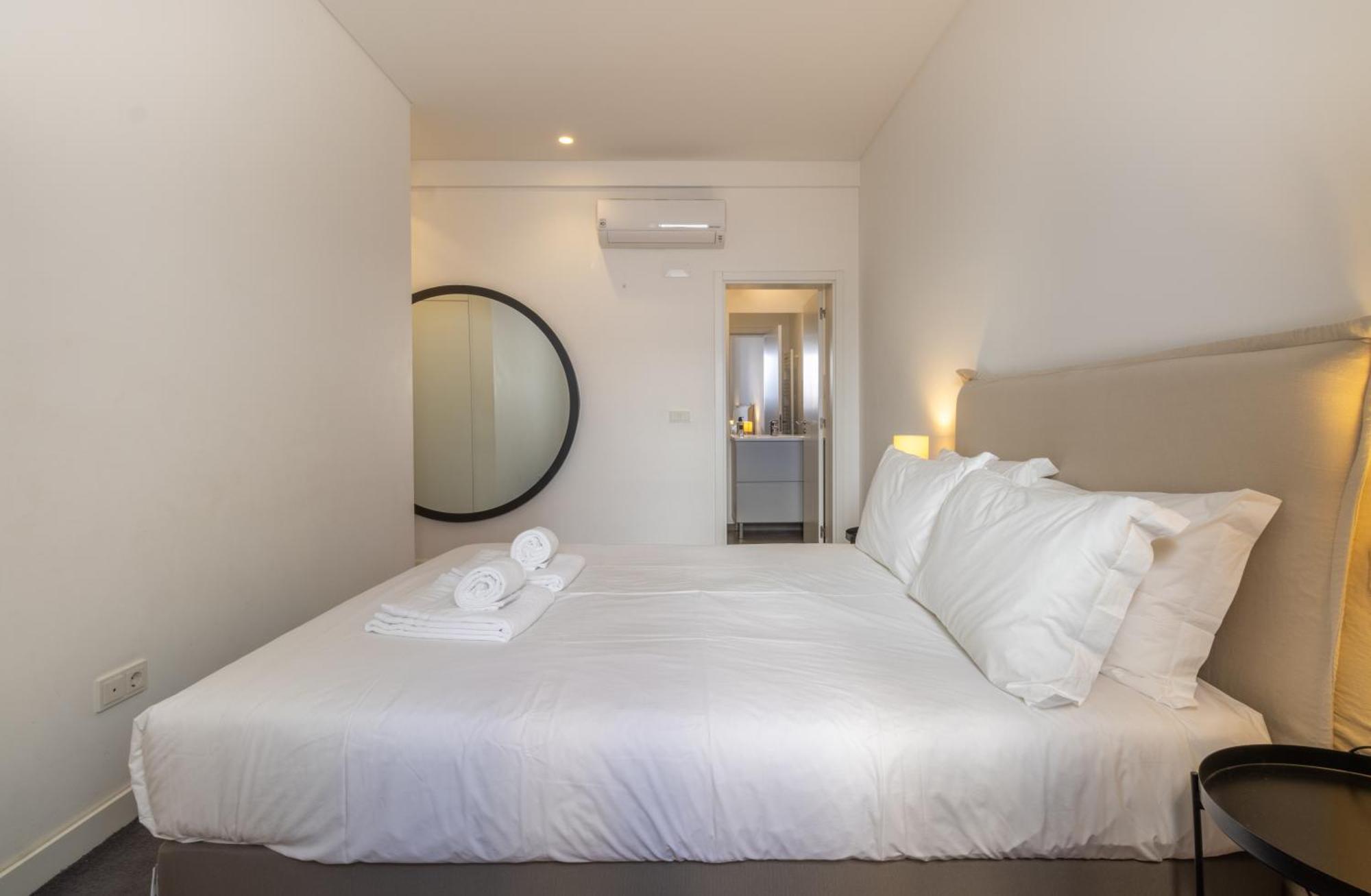 Modern 3Br, Terrace, Ac/Heating & Self Check-In Lisboa Exterior foto