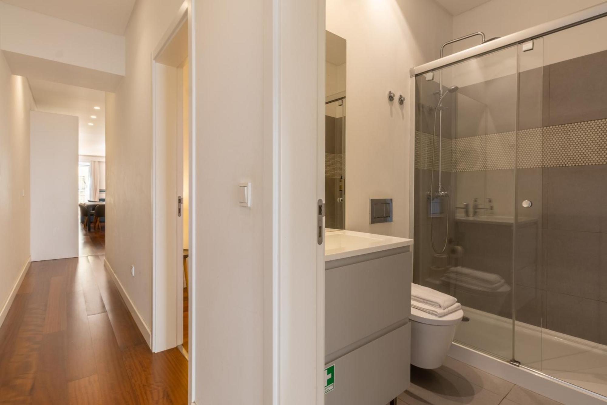 Modern 3Br, Terrace, Ac/Heating & Self Check-In Lisboa Exterior foto