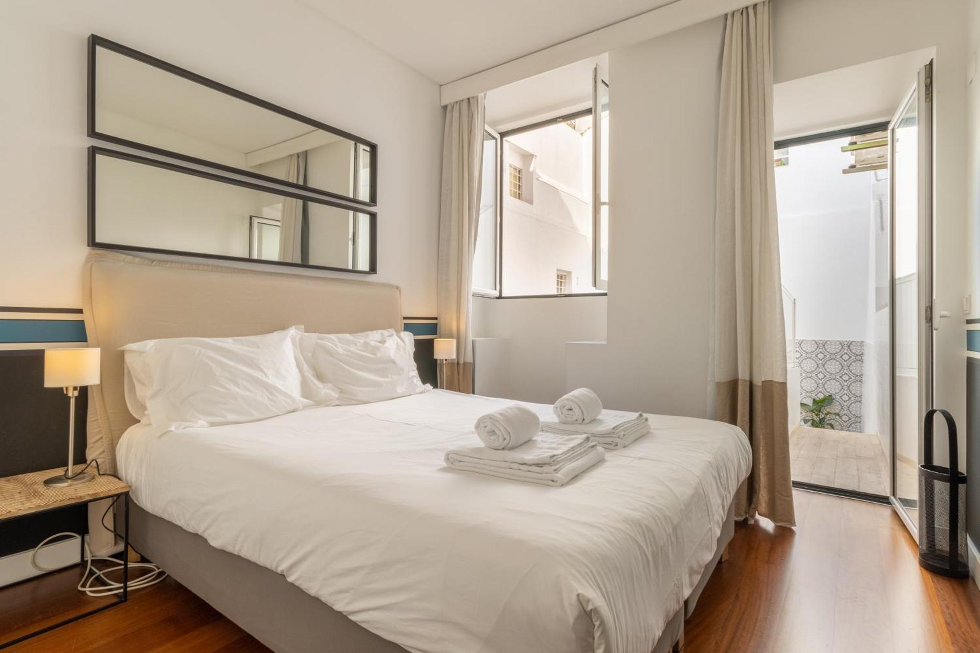 Modern 3Br, Terrace, Ac/Heating & Self Check-In Lisboa Exterior foto