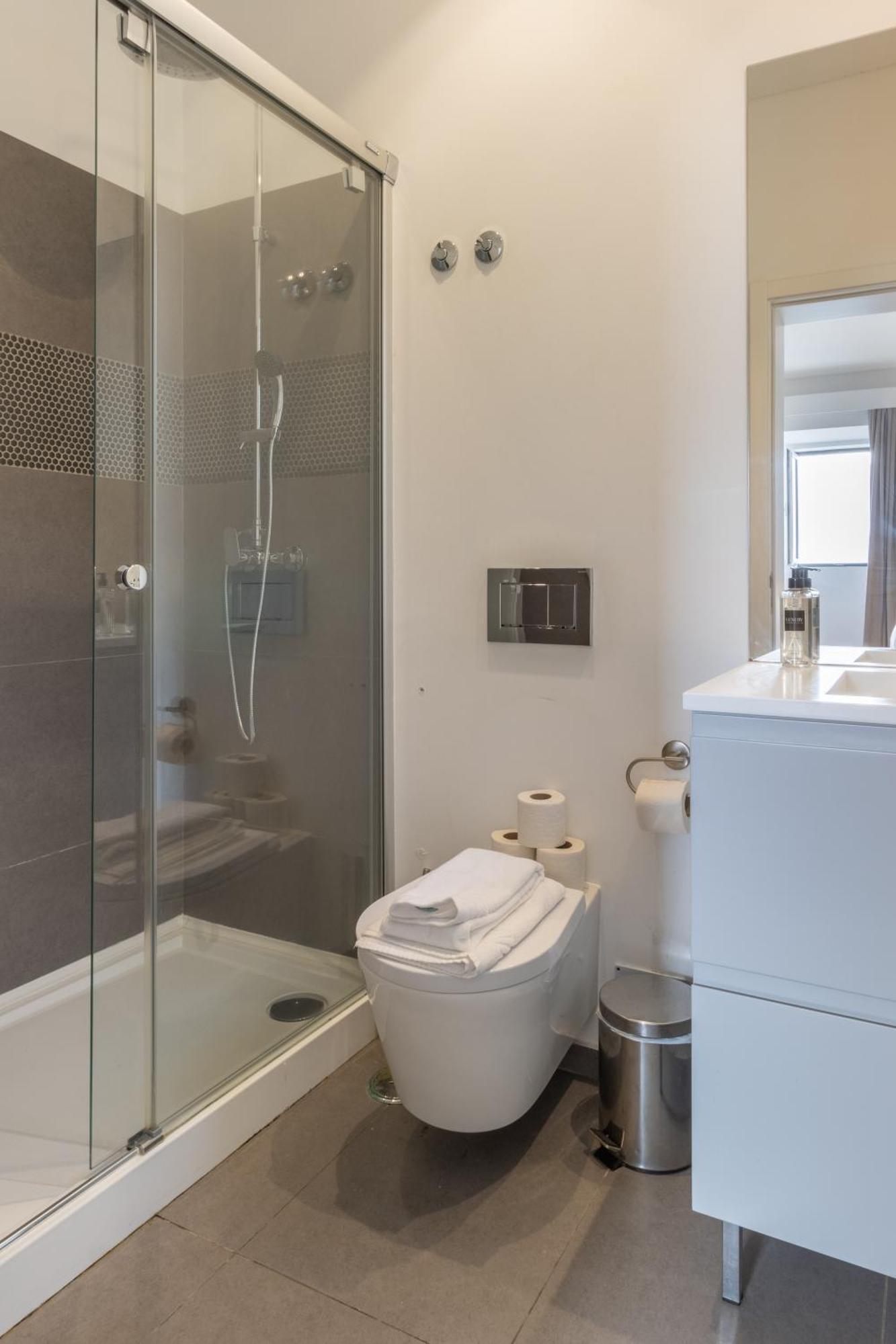 Modern 3Br, Terrace, Ac/Heating & Self Check-In Lisboa Exterior foto